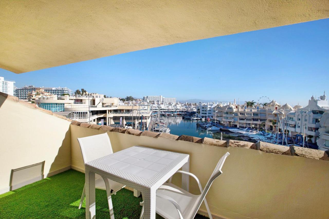 베날마데나코스타 Luxury In Puerto Marina 아파트 외부 사진