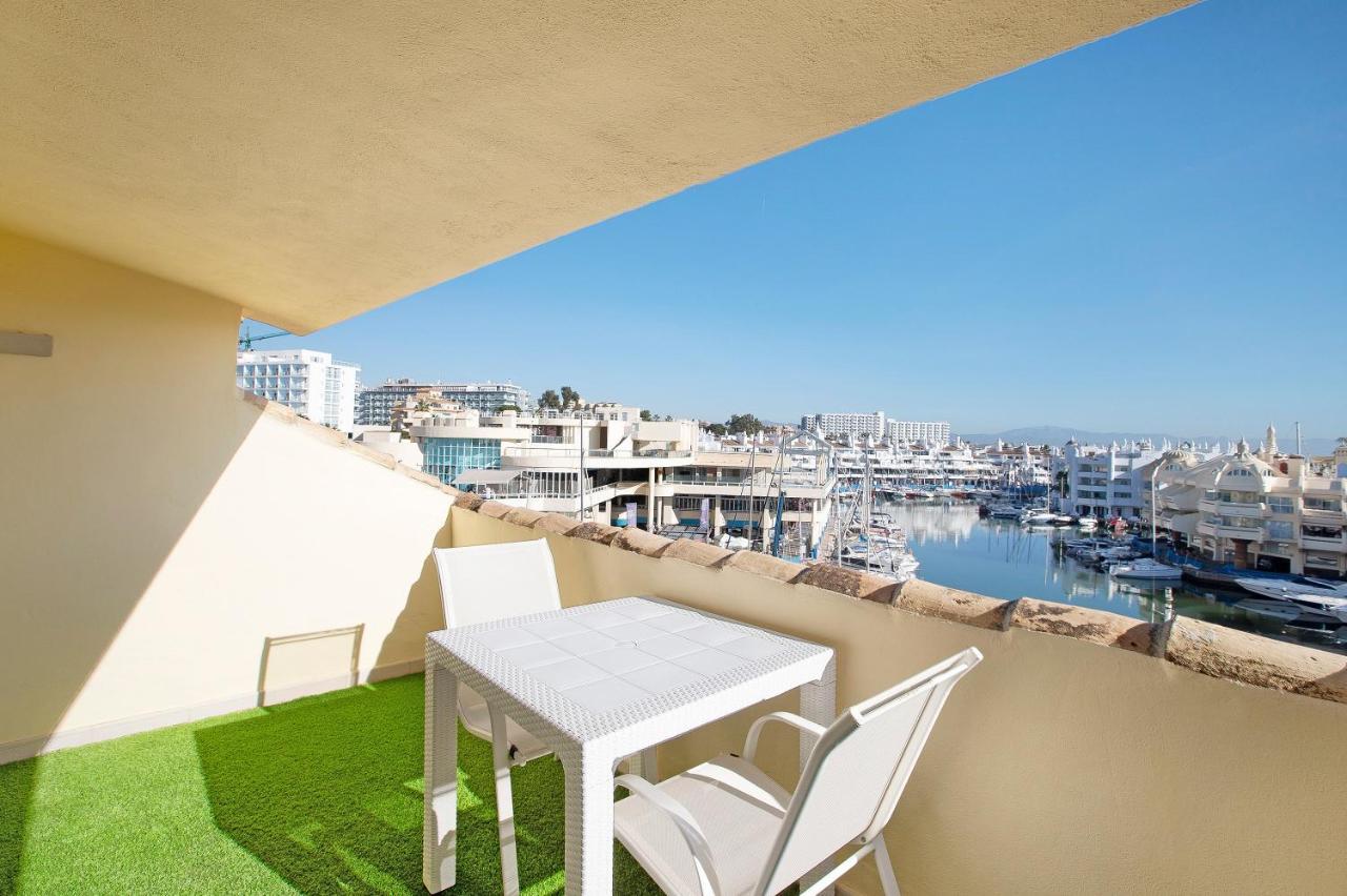 베날마데나코스타 Luxury In Puerto Marina 아파트 외부 사진