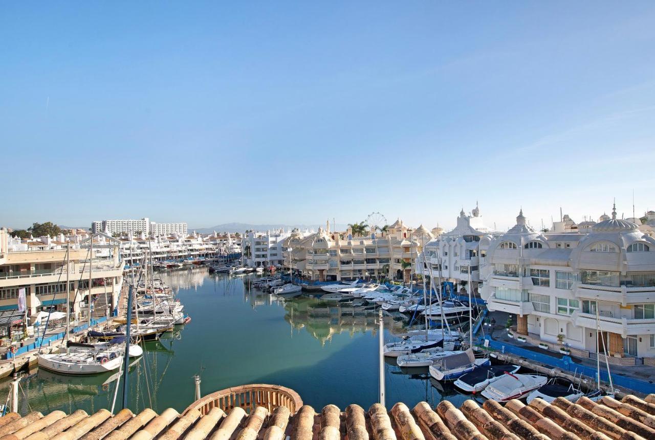 베날마데나코스타 Luxury In Puerto Marina 아파트 외부 사진